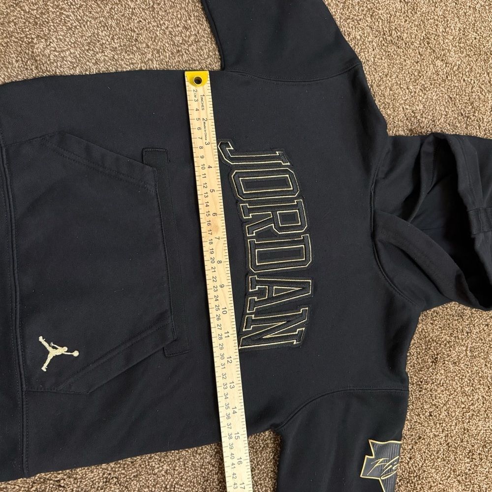 Jordan Boys Hoodie Youth Small 8–10 Black Pullover Jumpman Take Flight Patches - Picture 5 of 7
